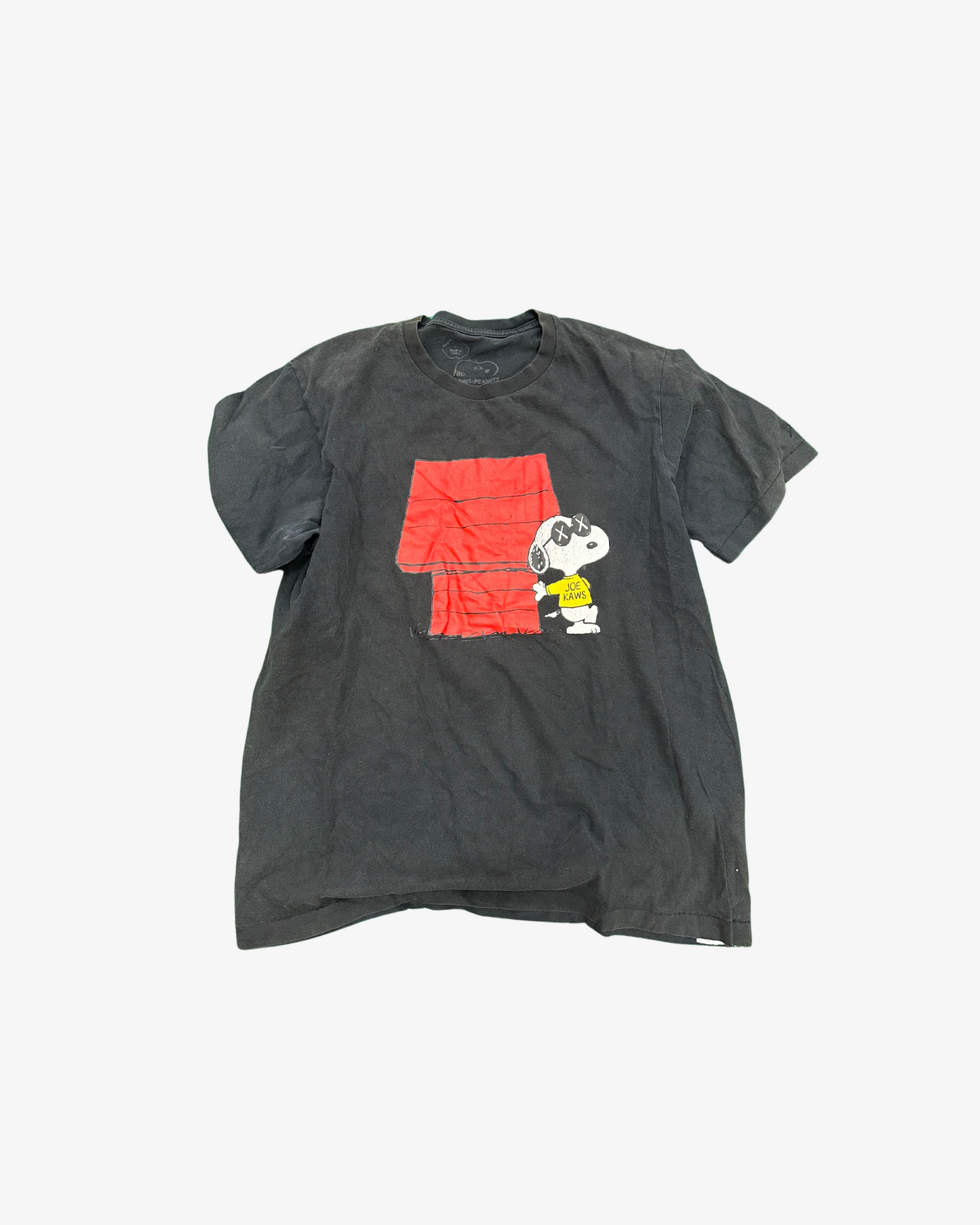 Kaws snoopy tee